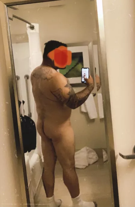 Hey there! Can u help me? I’m bored… by Captainbear_990