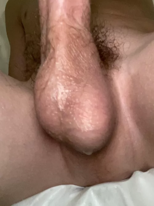 hey there dm me by Big_Boy56