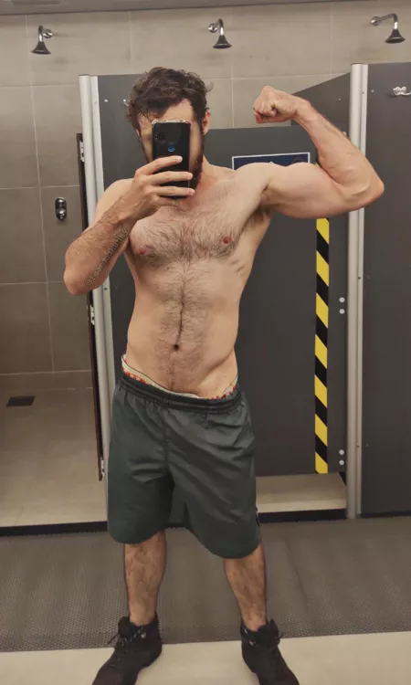 Hey there, I hope that you have a nice weekend by Bearded_Hunky