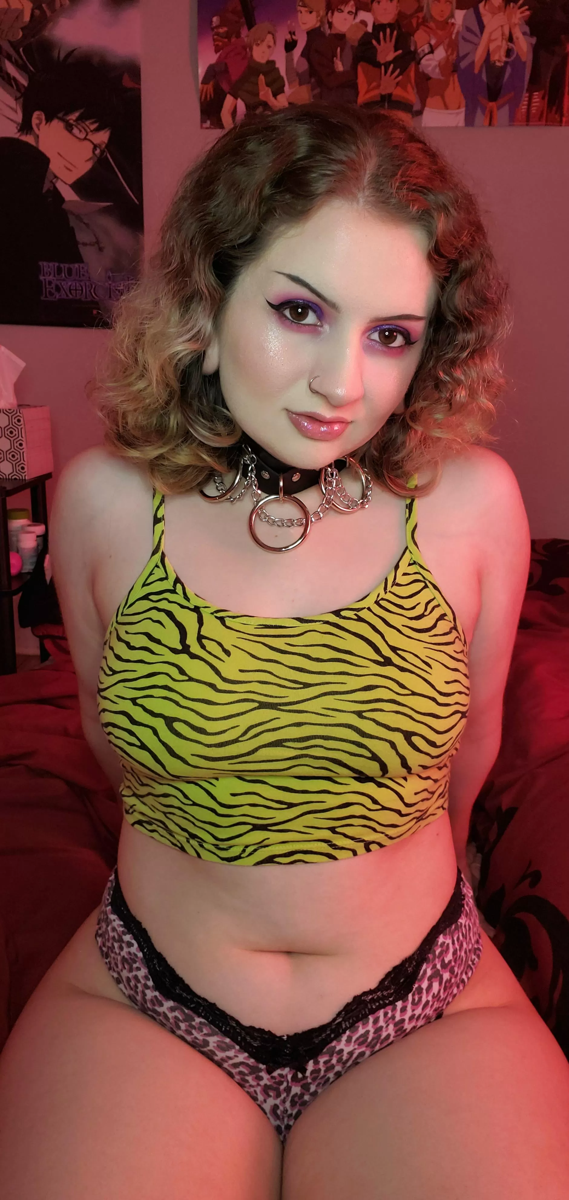 hey there 😋 posted by b0nechina