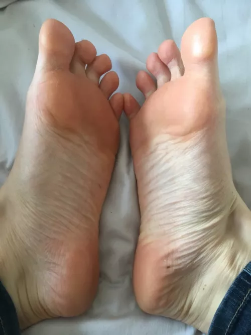 Hey there! What do you think? ;) by Strider35