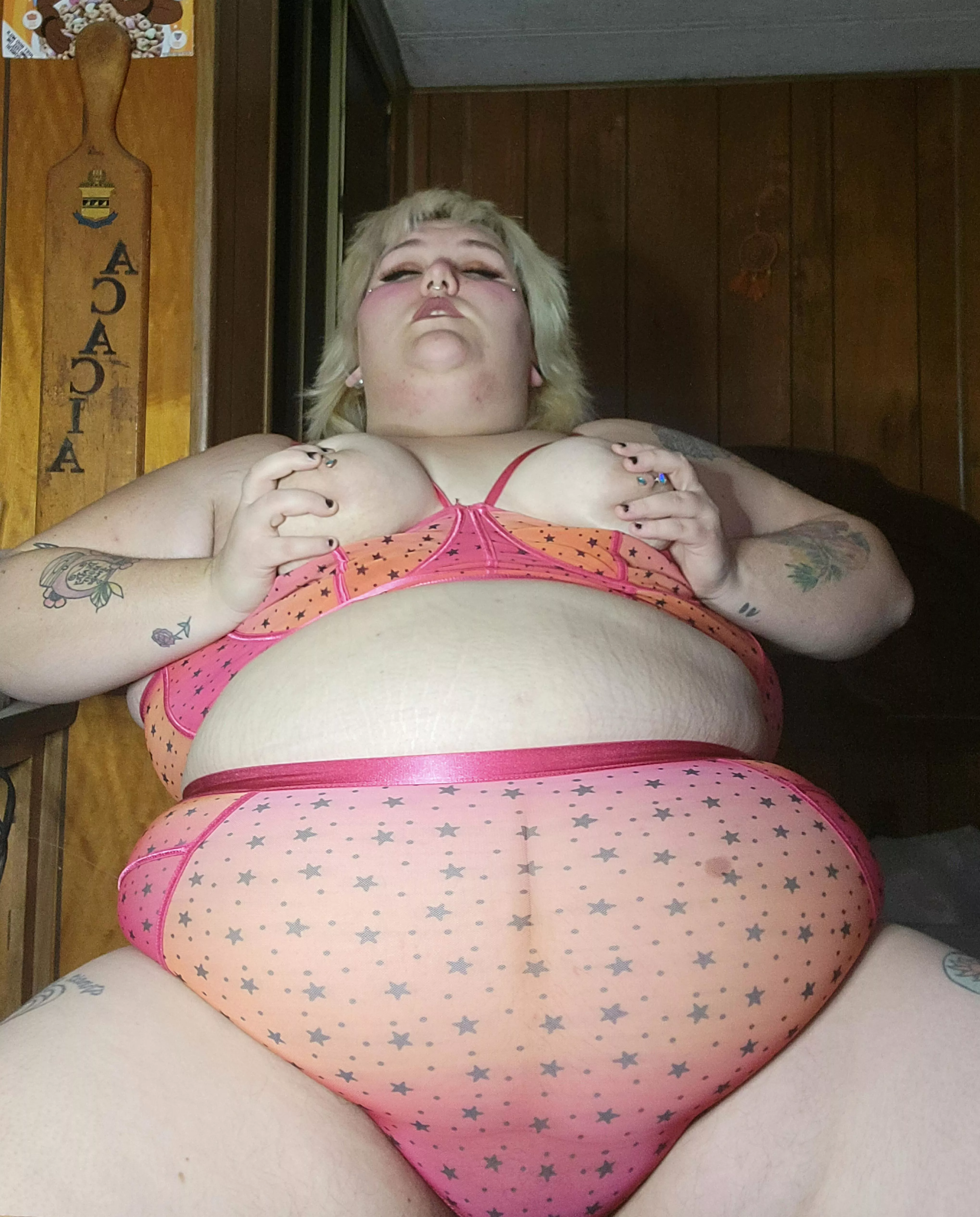 Hey there 🥵 posted by blue_bunnie98