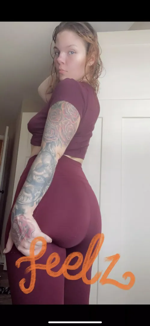 Hey 👋 👻 xxkaylakakes posted by KaylaKakes___