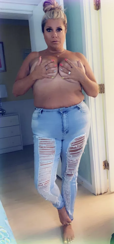 Hey y’all! 43 milf, first post here. These are one of my favorite pair!😘 by Lunamae69