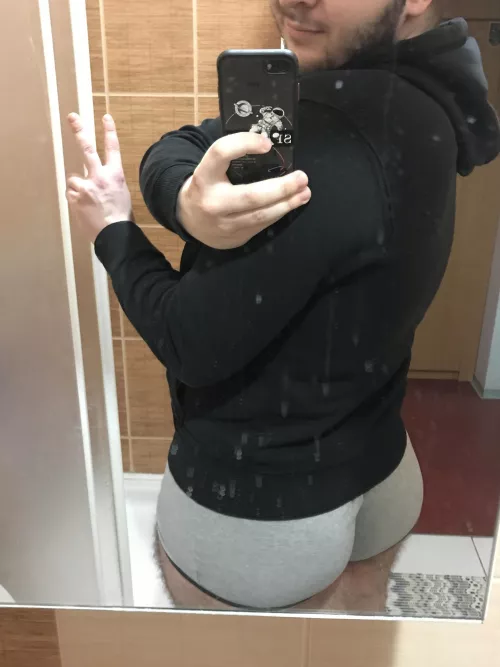 Hey y’all :) by HornyBiGuyInHis20s