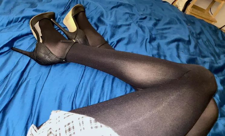 Hey 💕💁🏻‍♀️ by wouldloveit