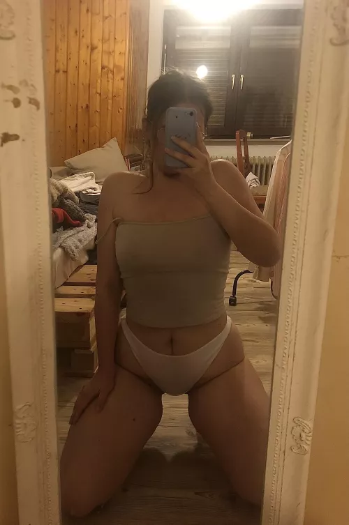 hey you goddesses 🌞 by oh_daisy