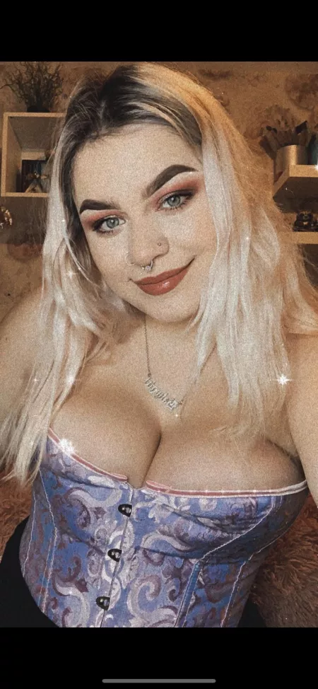 Hey you🥺✨ by DaisyxMaex