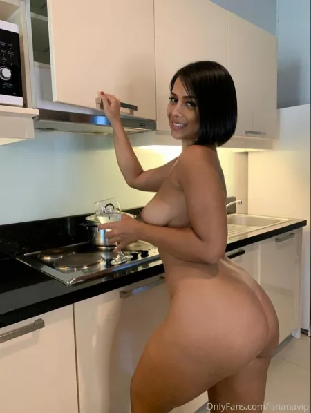 Hey 👋🏼 you wanna drink ? by naughtyboy0079