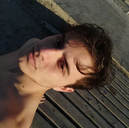 Heya, who wants to have a chat on discord? by Isthereatext