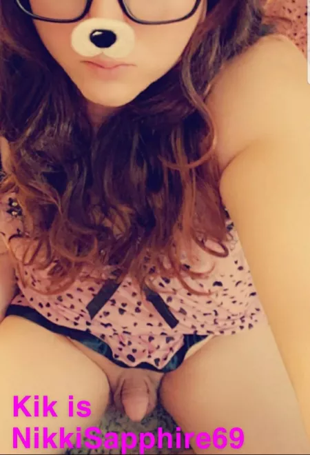 Heyy💞 by NikkiSapphiree