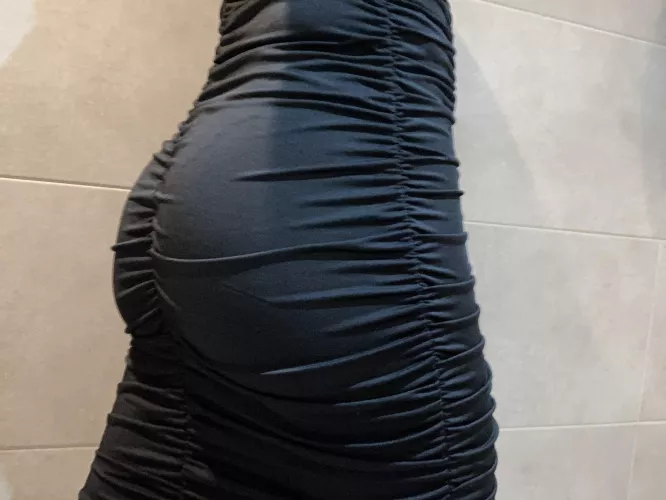 Heyy dm me to have fun by Fun_Appeal9687