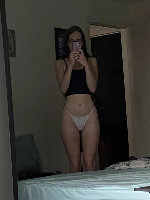 Heyyy 🥰🥰 by Peachesandcreampie13