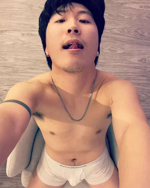 Heyyy korean guy here 🥰😈 by toogoodtobetruedude