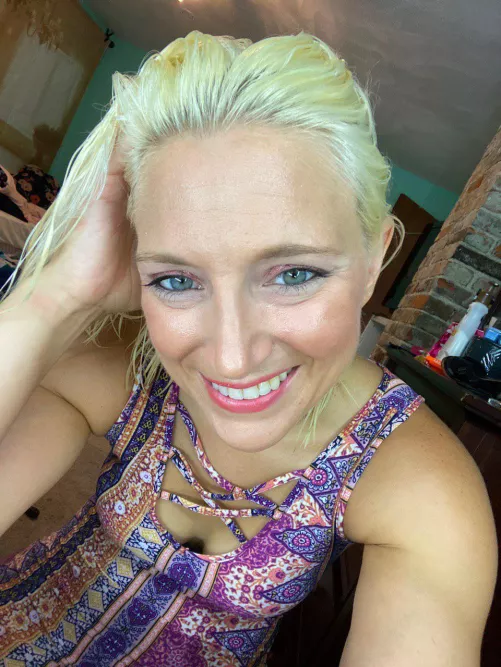 Heyyy there! by OHW823