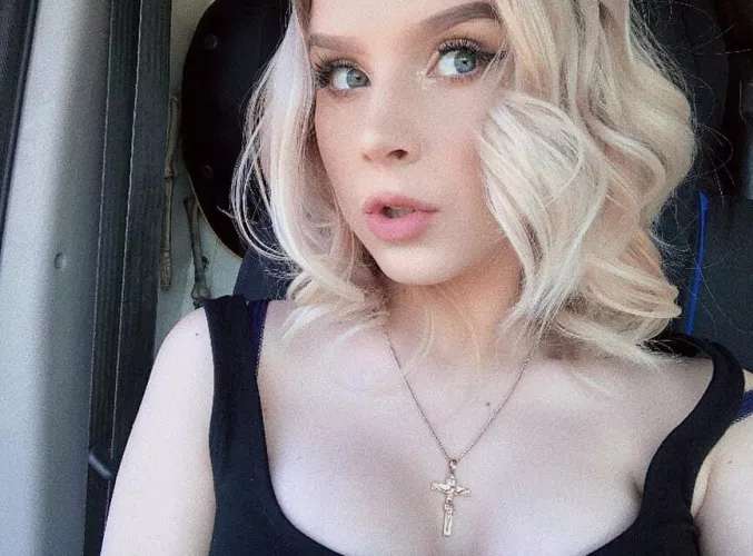 Heyyyhaiiihellooo 🥺💖 by yaris03