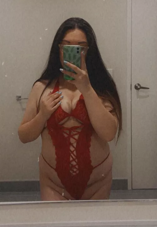 Hhhhhhhi! Sad the weekend is over ): by Leleannee