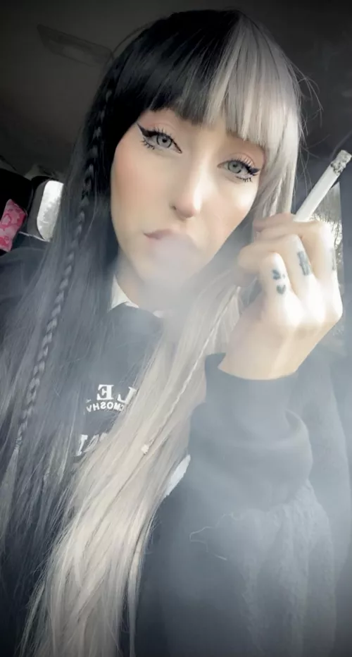 Hi 🖤 by TheEnchantrixxx