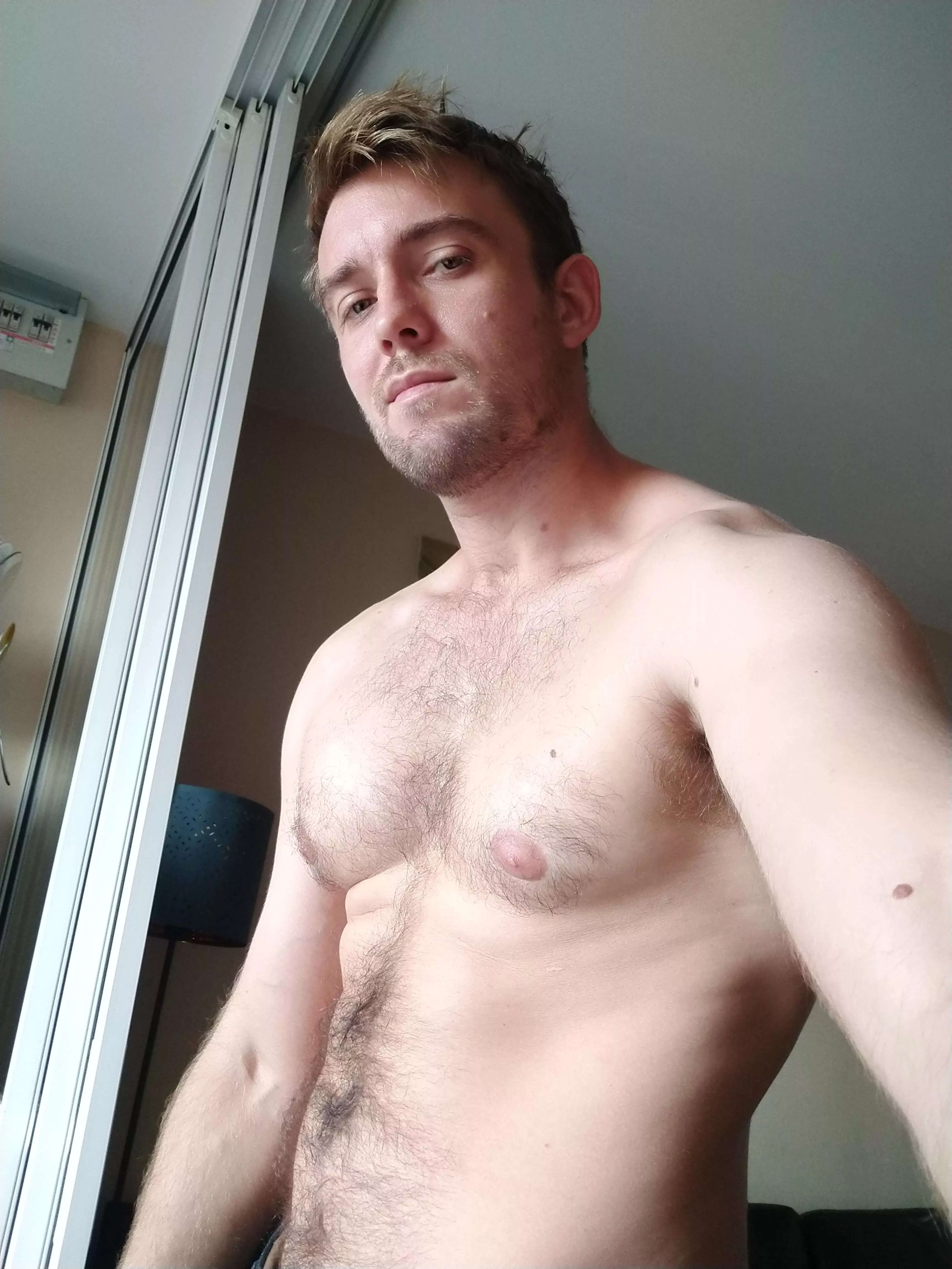 Hi 😊 posted by BenUKfriendly