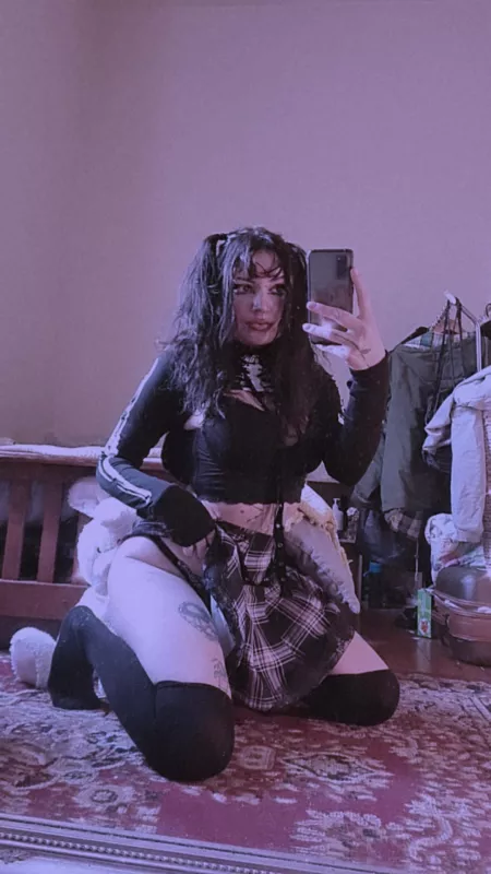 hi :3 i liked my outfit in this by freakdeakyirishboi