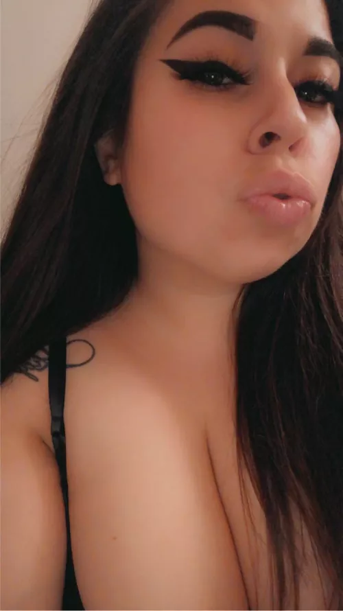 Hi :3 by stephaniiiiiee