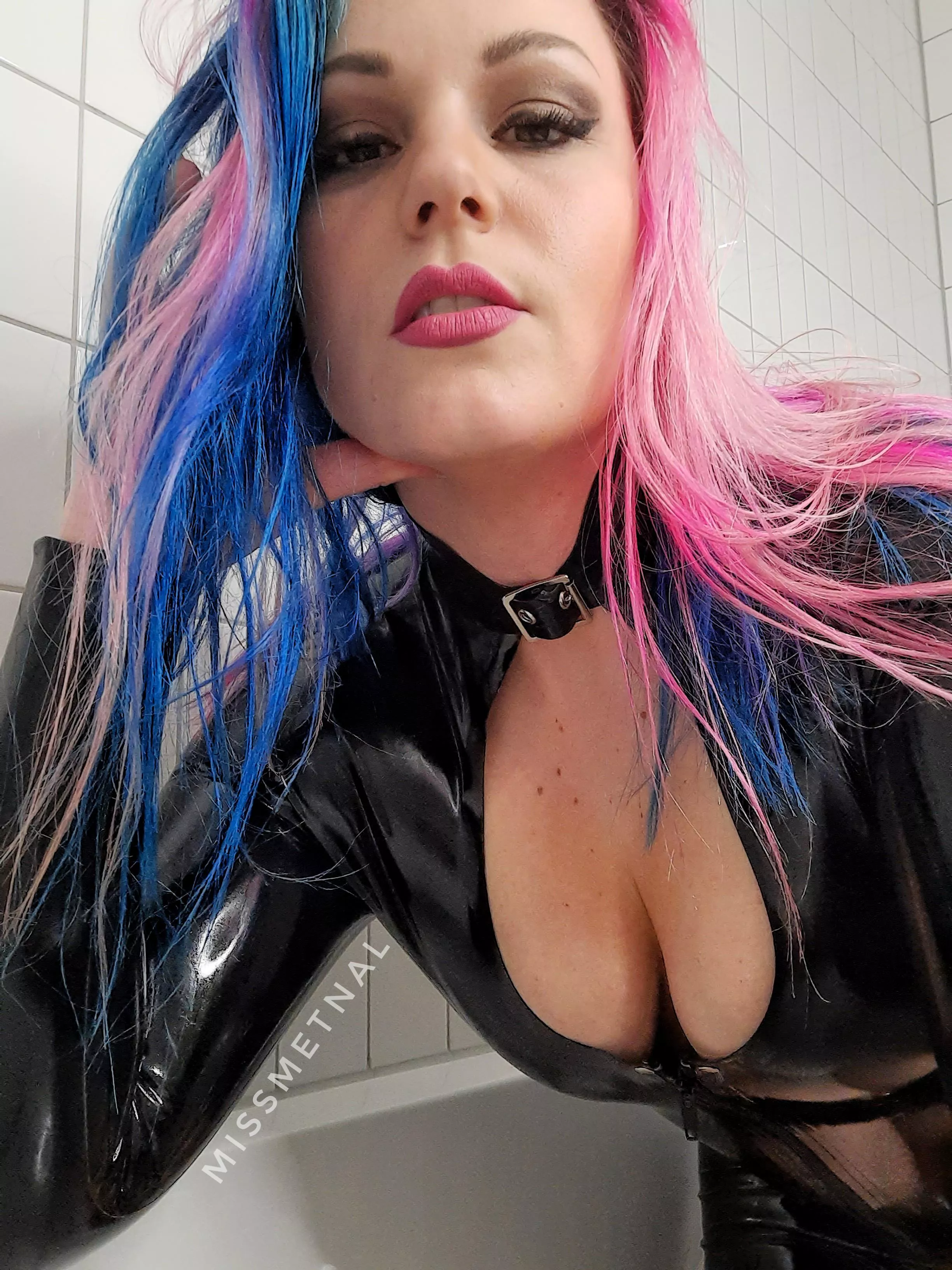 Hi 👋 posted by MissMetnal