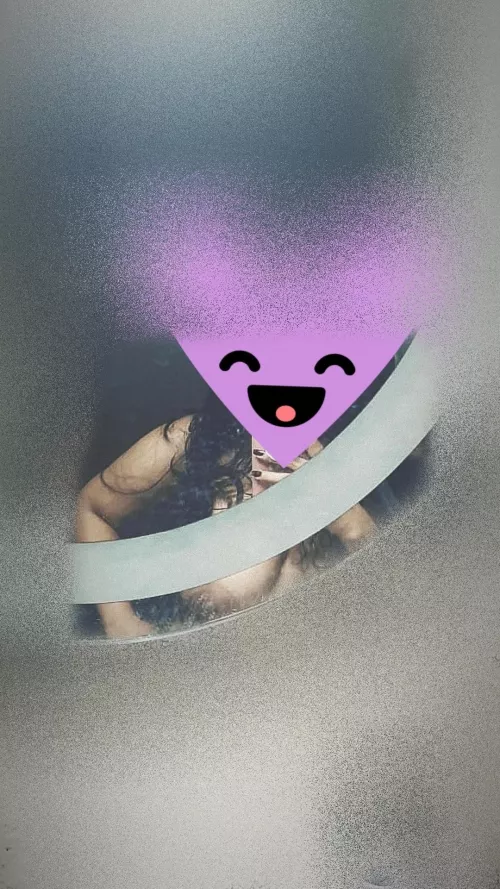 Hi 🍁 by Arunkinks