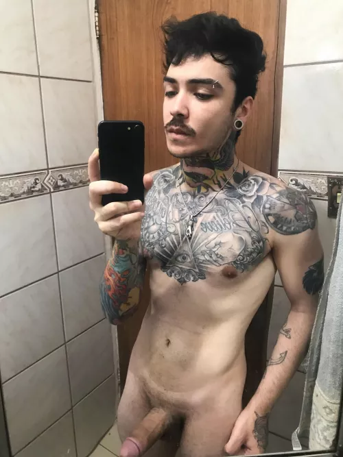 Hi by Nathandamiani_