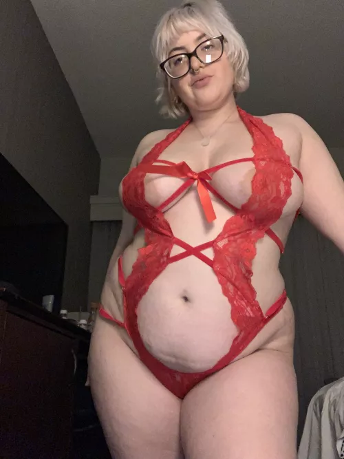 Hi 🎁✨ by seemyauraisorange