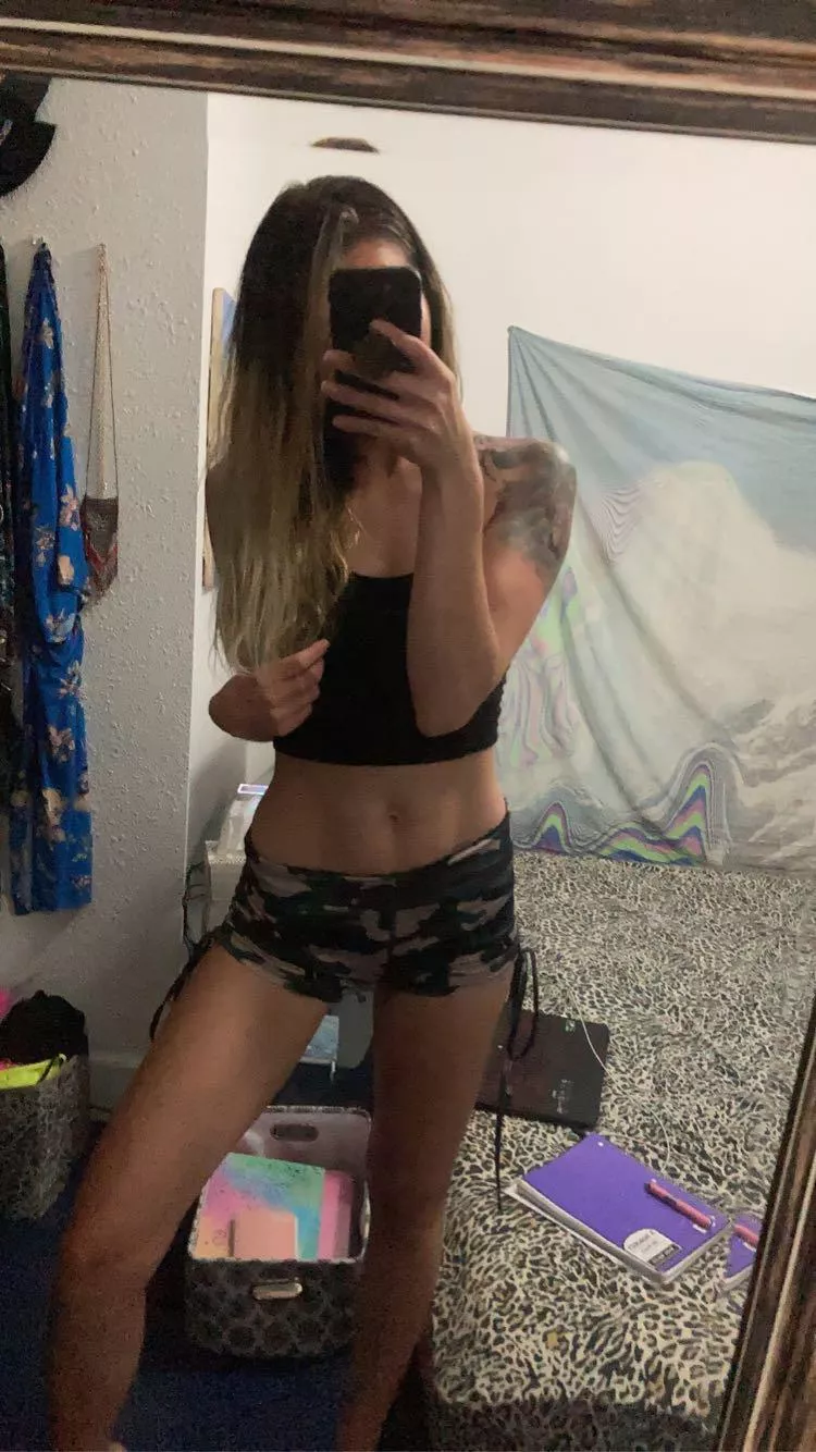 Hi 😘 posted by itsbrittneybitchxx