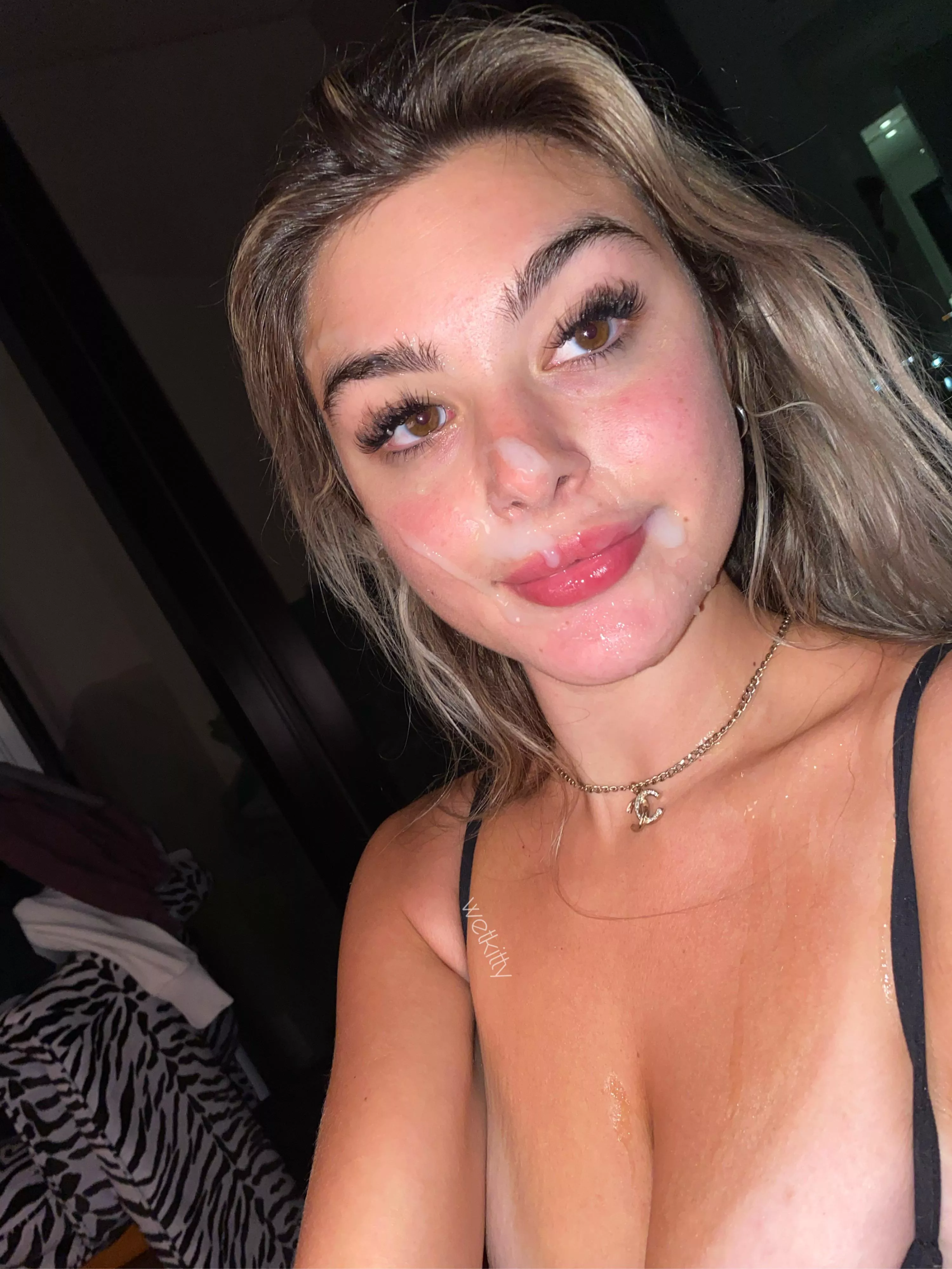 hi?? posted by sconechildlike