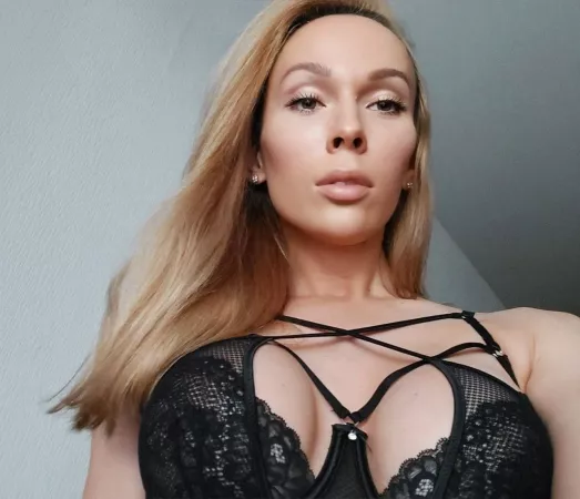 Hi😈💦 by lia_sky