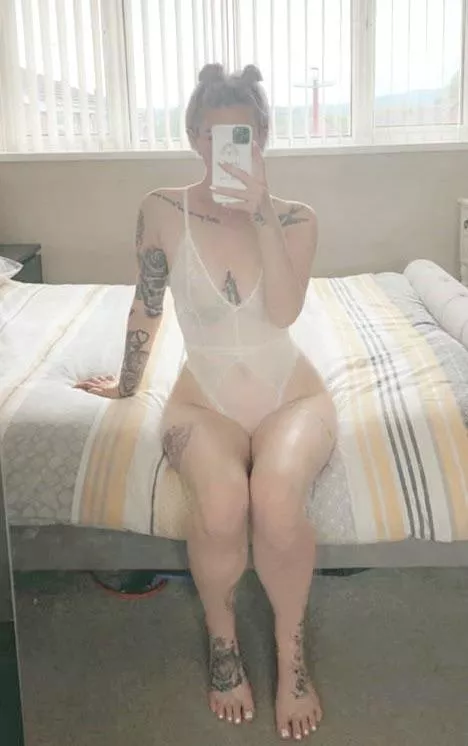 Hi all new here be nice ! 😘 posted by No-Scarcity4899