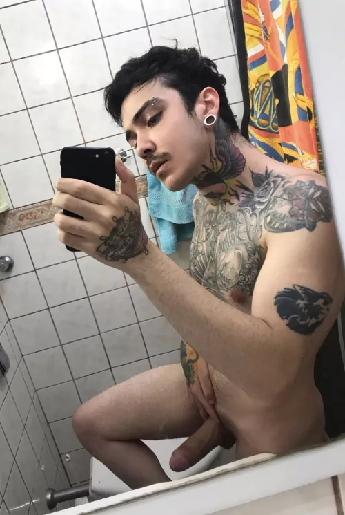 Hi by Nathandamiani_