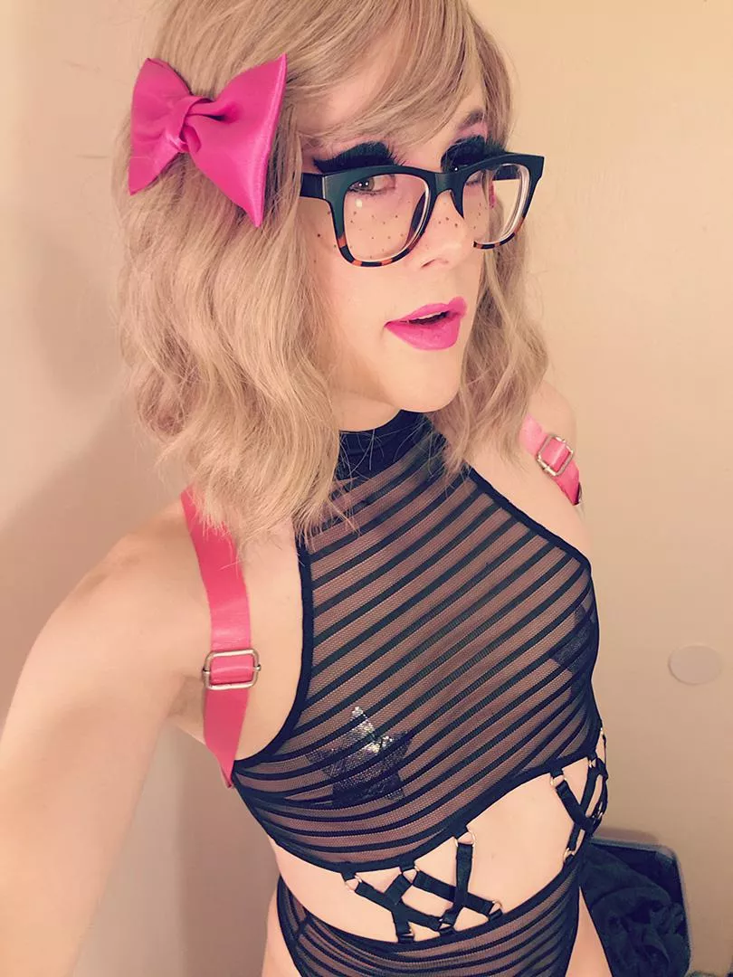 Hi boys, I'm here to suck your dicks posted by JesseLaCroixxx