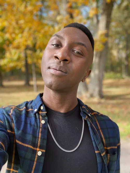 Hi! ☺️ by TheBoyNamedDrew