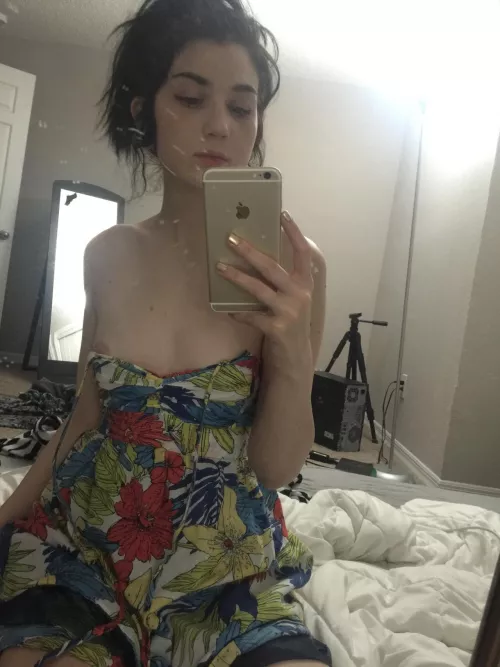 Hi DM on k1k: aliecooper15 need someone to have fun 😘 by Aliecooper