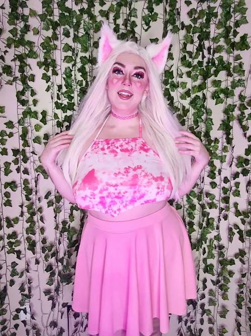 Hi! Do you like my outfit? by breezeeweezee-xx