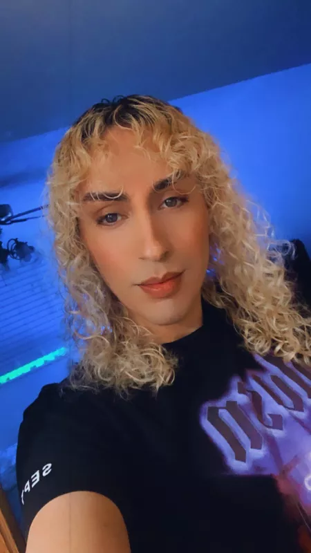 Hi 👋 by PackEquivalent5906