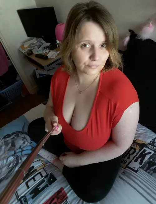 Hi everyone. 45yo mom here. (NSFW) by Mom-needs-it