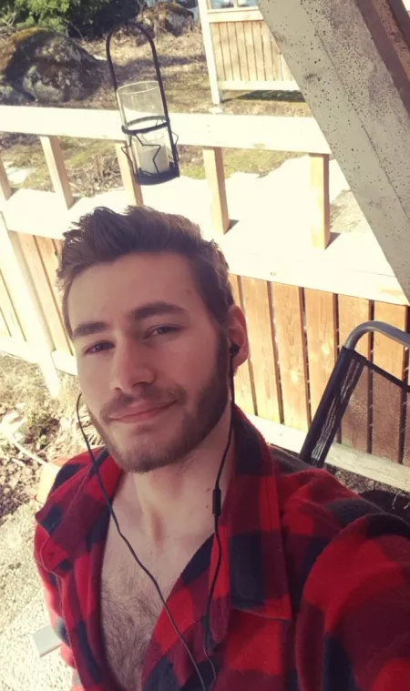 Hi everyone! 6 months ago by isellmagicpotatoes