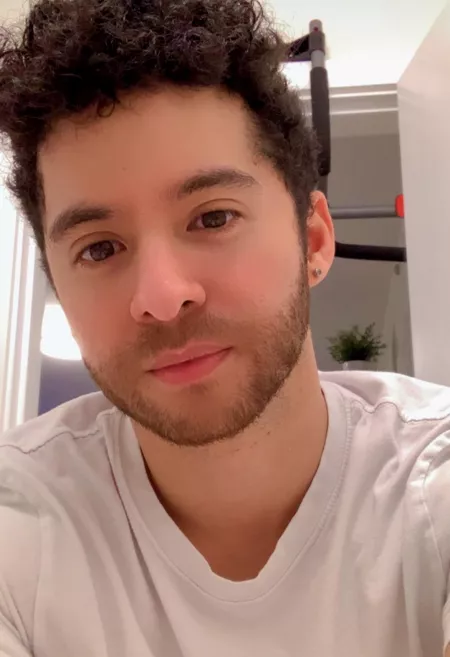 Hi 👋🏻 everyone ! :) by mccola123