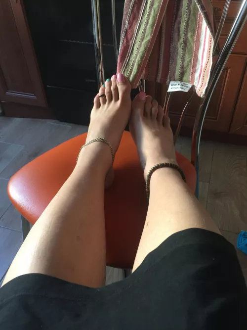 Hi everyone by hannah_r00