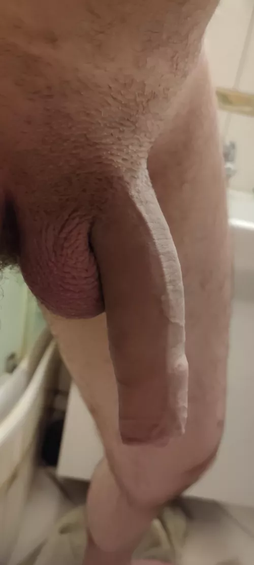 Hi from bathroom by theseckshaver69