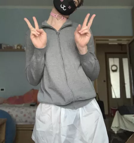 Hi ✌🏻☺️✌🏻 by polysexualboy