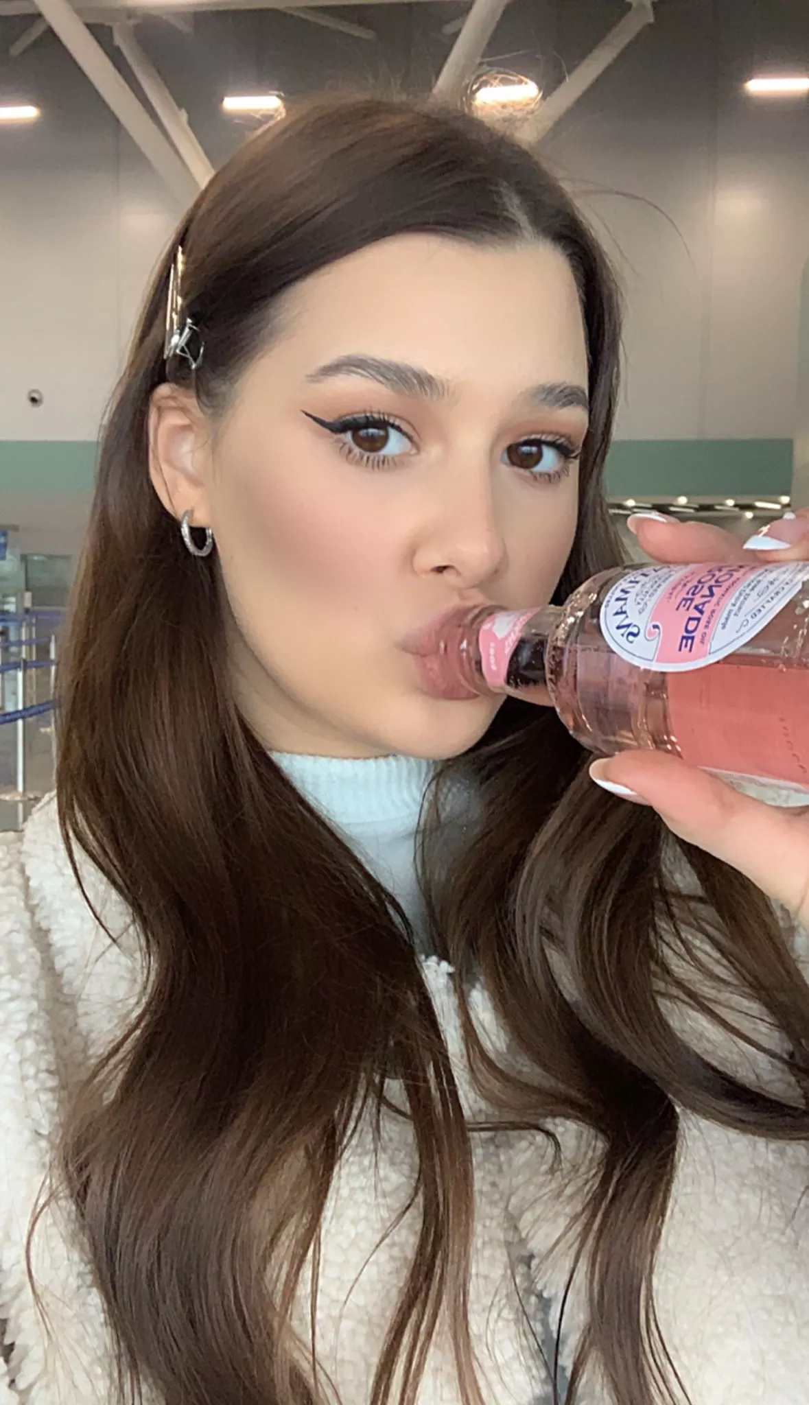 hi guys 💦 posted by misskristinaOF