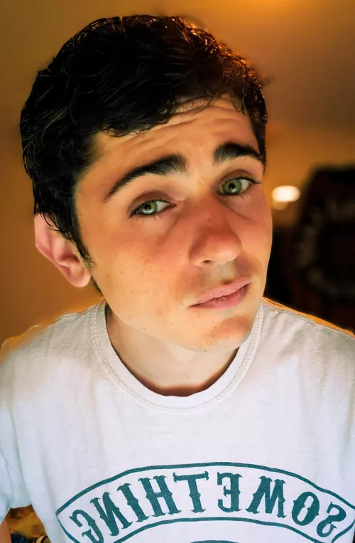 hi guys 😉😊 by Square-Information89