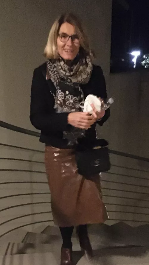 Hi guys. I am Silvia by Silviagranny61