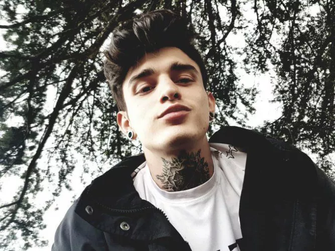 hi guys 🥰 by bry_bwc