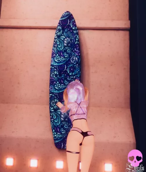 Hi, have you ever surfed? I always dreamed, but there was no opportunity yet🏄‍♂️🌊I'm online today, it will be a lot of fun, let's have a cool weekend! https://chaturbate.com/emyliveshow by EmyLiveShow